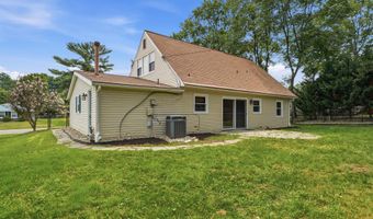 12410 ROCKLEDGE Dr, Bowie, MD 20715