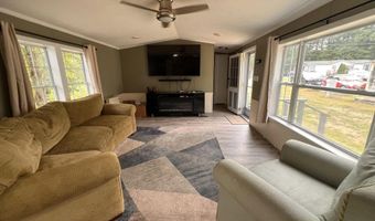 175 Roberts Rd, Barrington, NH 03825