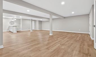 4351 N SUGAR MAPLE Ln, Appleton, WI 54913