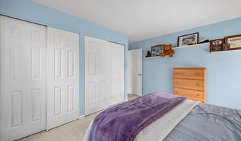 39867 N Harbor Ridge Dr, Antioch, IL 60002
