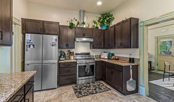 155 Central Ave, Ashland, OR 97520