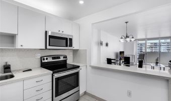 2780 NE 183rd St 1708, Aventura, FL 33160