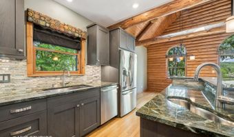 723 N River Rd, Algonquin, IL 60102