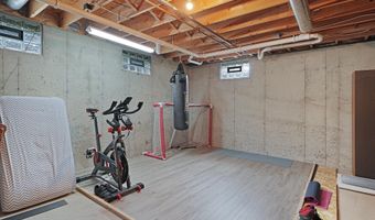 7922 Pine Edge Ct SE, Alto, MI 49302