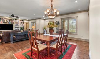 111 Appaloosa Dr, Albertville, AL 35951