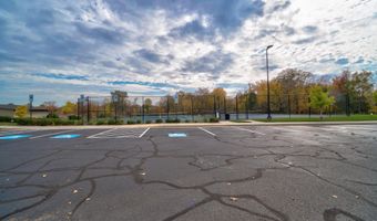 20285 NEWFOUNDLAND Sq, Ashburn, VA 20147