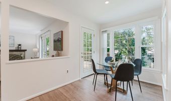 9103 BRAMBLE Pl, Annandale, VA 22003