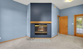 2400 Ridgetop Cir, Ames, IA 50014