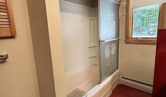 224 Eastern Ave, Augusta, ME 04330