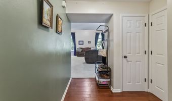 8320 Lake Tree Ln, Indianapolis, IN 46217