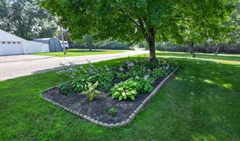 1424 Ash St, Alexandria, MN 56308