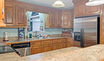 111 Ellen St, Bishopville, SC 29010