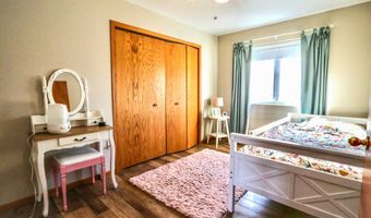 1524 N Harrison St, Aberdeen, SD 57401