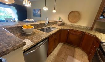 319 Kaelepulu Dr 202, Kailua, HI 96734