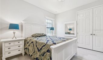 6442 MAIDEN SEA Dr, Apollo Beach, FL 33572