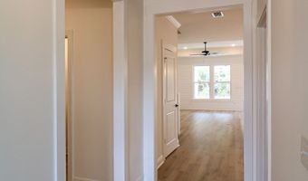 193 Meredith Dr, Bainbridge, GA 39819