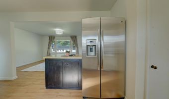 506 5TH St, Armstrong, IA 50514
