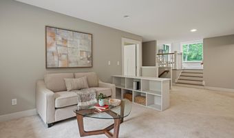 3867 Hawk Crest Rd, Ann Arbor, MI 48103