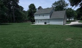 1201 Saint Andrews Dr, Auburn, GA 30011
