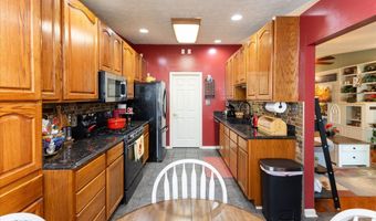 7420 Glensford Dr, Avon, IN 46123