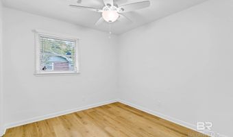 18 Rollins Pl, Atmore, AL 36502