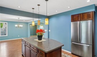 838 Lynnhaven Ln, Akron, OH 44313