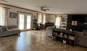 806 SE Avenue 8 Ave, Atkins, AR 72823