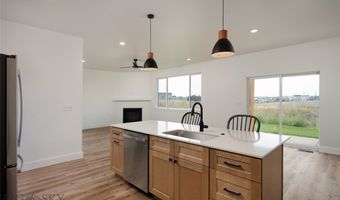 500 Lacey Ln C, Belgrade, MT 59714