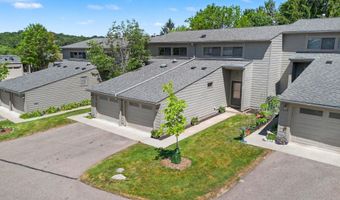 731 Skynob Dr, Ann Arbor, MI 48105