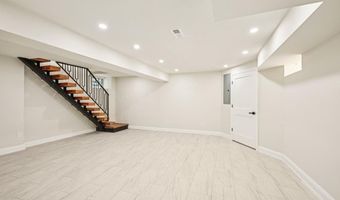 36 STRATFORD Ave, Aldan, PA 19018