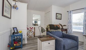 409 Avocado Dr, Barefoot Bay, FL 32976