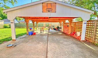909 N 2nd St, Arkansas City, KS 67005