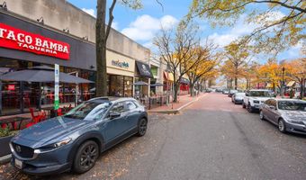 3080 S ABINGDON St A1, Arlington, VA 22206