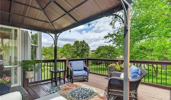 18224 153rd St, Basehor, KS 66007