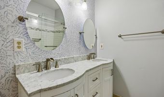 2734 B OCEAN Dr, Amelia Island, FL 32034