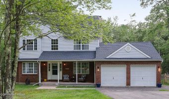 299 Scenic Dr, Blakeslee, PA 18610