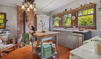 91755 LEWIS AND CLARK Rd, Astoria, OR 97103