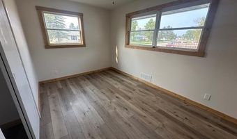 34 Elm Blvd, Babbitt, MN 55706