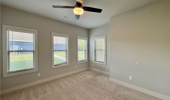 708 NE Heights Ln, Bentonville, AR 72712