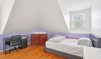 123 White St 123, Belmont, MA 02478
