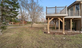 320 Big Woods Ln, Annandale, MN 55302