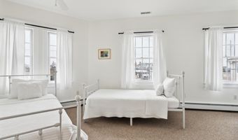 7463 Ocean Dr, Avalon, NJ 08202