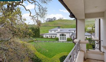 10 Serenity Ln, Alamo, CA 94507
