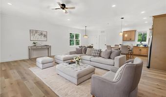 5079 Gardengate Rd, Asheboro, NC 27205