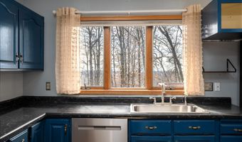 404 174th St, Amery, WI 54001