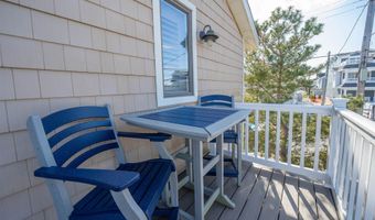 173 33rd St 3, Avalon, NJ 08202
