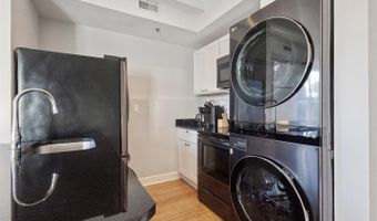 180 MAIN St #202, Annapolis, MD 21401