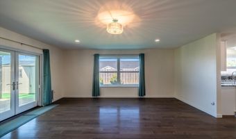 937 Carter St SW, Bandon, OR 97411