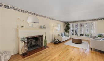 98 Homewood Ave, North Providence, RI 02911