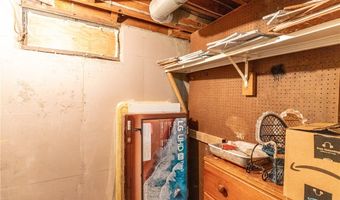 676 N Ellicott Creek Rd, Amherst, NY 14228